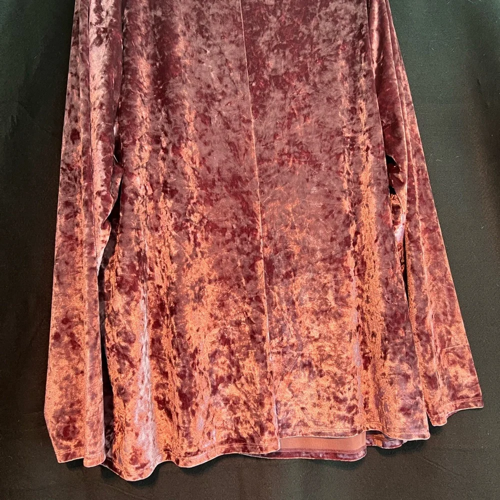 Lane Bryant Long Sleeve Velour Blouse Fake Button Up V Neck Size 22/24 NWOT
